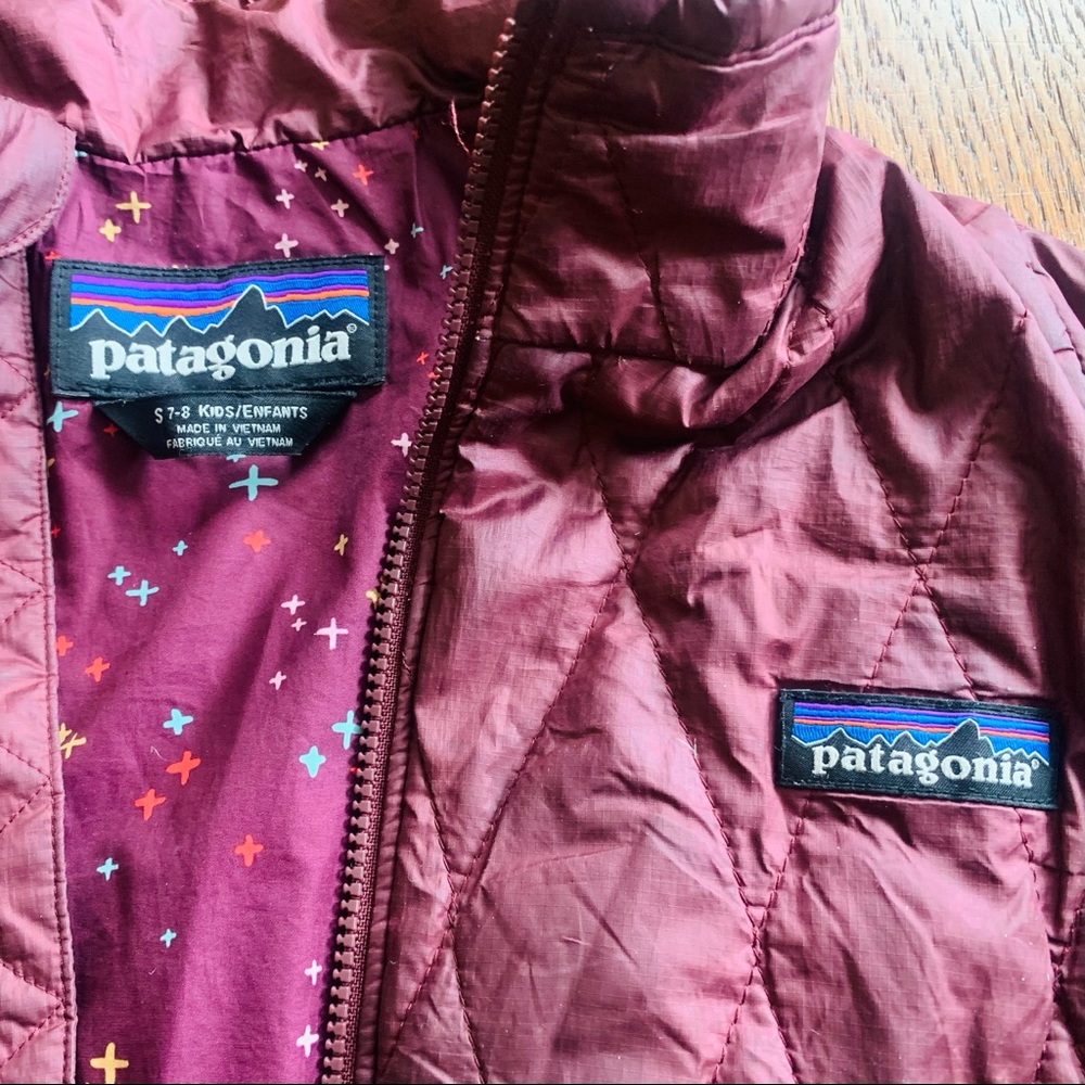 Kids Patagonia coat - 6/7 burgundy
